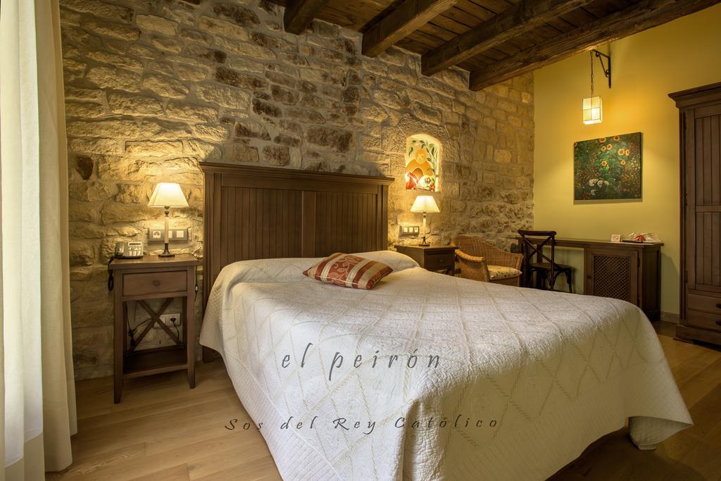 El Peiron Sos del Rey Católico Exterior foto